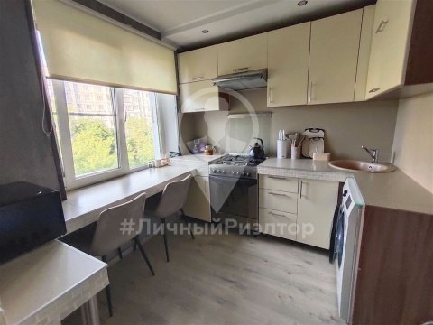 1-к квартира, 5/5 эт., 31м²