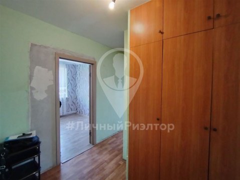 2-к квартира, 3/3 эт., 48м²