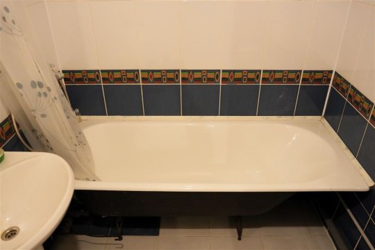 2-к квартира, 1/4 эт., 56м²
