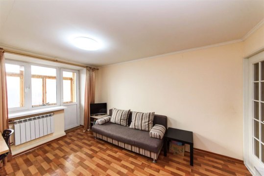3-к квартира, 4/5 эт., 50м²