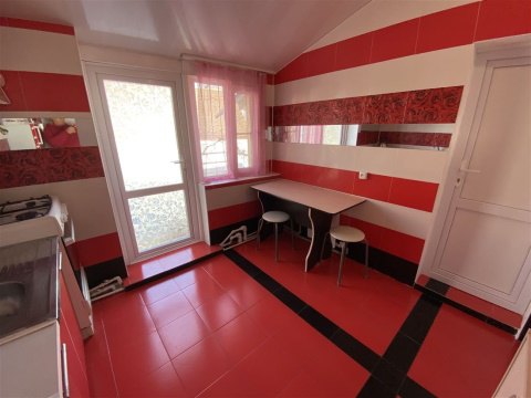 2-к квартира, 3/4 эт., 55м²