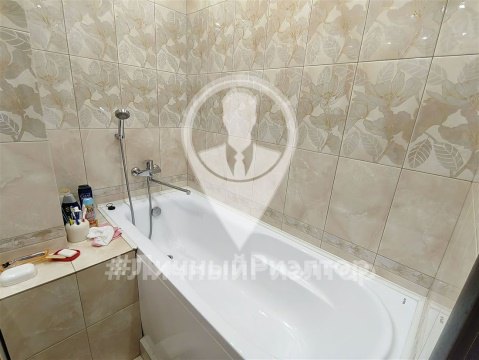 2-к квартира, 3/16 эт., 76м²