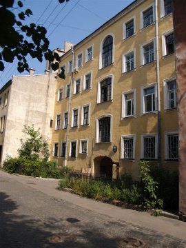 2-к квартира, 1/4 эт., 56м²