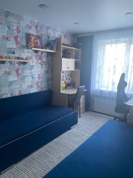 3-к квартира, 1/2 эт., 58м²