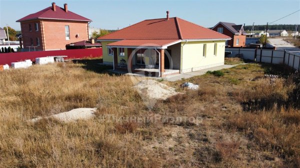 Дом 131м², участок 10 сот.