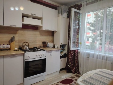 1-к квартира, 2/5 эт., 37м²