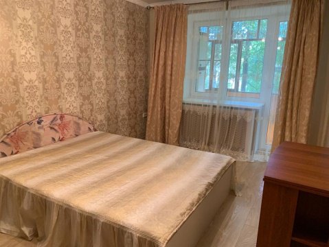 2-к квартира, 3/5 эт., 42м²