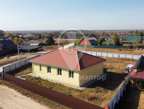Дом 131м², участок 10 сот.