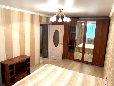 2-к квартира, 3/5 эт., 42м²