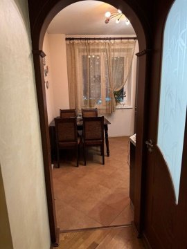 2-к квартира, 8/10 эт., 55м²