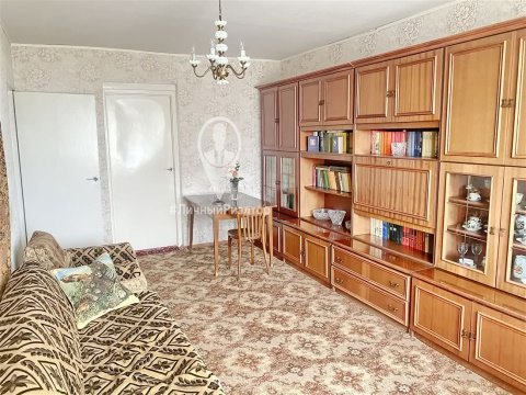 3-к квартира, 8/9 эт., 60м²