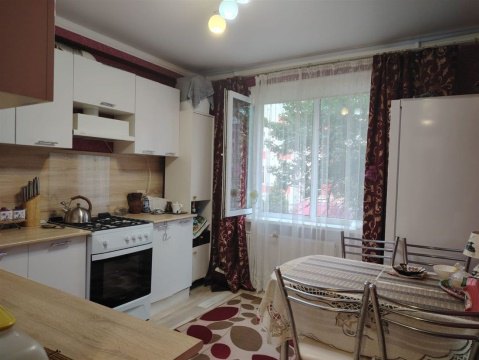 1-к квартира, 2/5 эт., 37м²