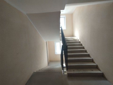 2-к квартира, 4/6 эт., 63м²