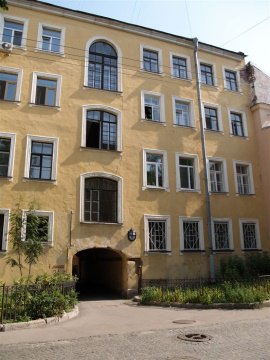 2-к квартира, 1/4 эт., 56м²