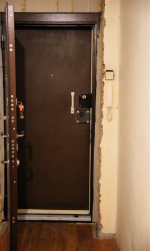 2-к квартира, 1/4 эт., 56м²