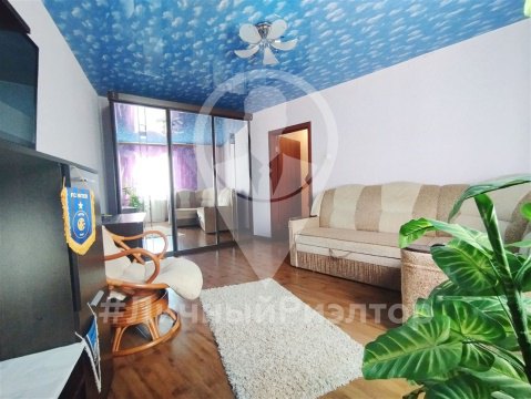 4-к квартира, 5/9 эт., 93м²