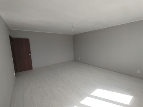2-к квартира, 4/6 эт., 63м²