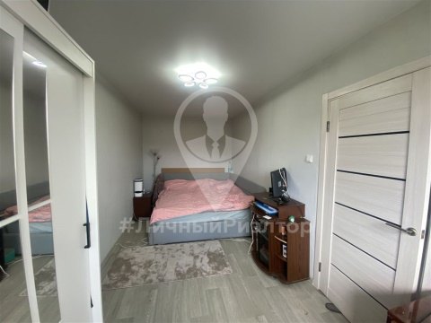 2-к квартира, 5/5 эт., 45м²