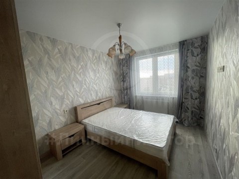 1-к квартира, 10/25 эт., 40м²