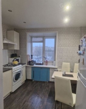 4-к квартира, 6/12 эт., 73м²