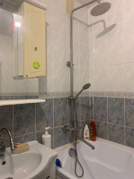 3-к квартира, 8/9 эт., 69м²