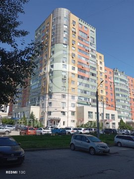 1-к квартира, 3/10 эт., 42м²