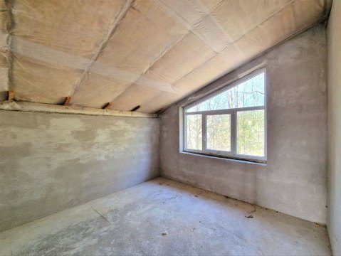 Дом 113м², участок 9 сот.