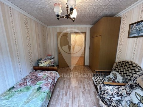 2-к квартира, 4/5 эт., 53м²