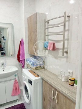 2-к квартира, 1/16 эт., 63м²