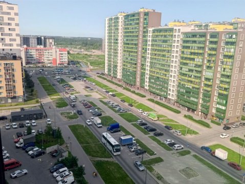 1-к квартира, 13/17 эт., 32м²