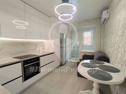 1-к квартира, 1/4 эт., 39м²