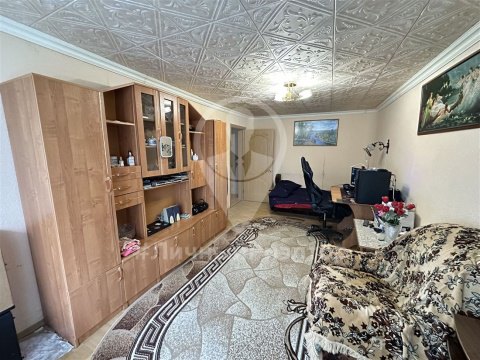 2-к квартира, 4/5 эт., 53м²