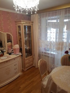 3-к квартира, 9/9 эт., 50м²