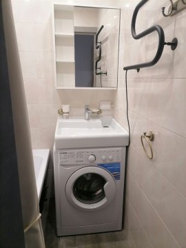 2-к квартира, 4/9 эт., 45м²