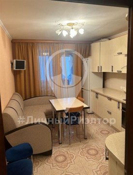1-к квартира, 3/10 эт., 42м²