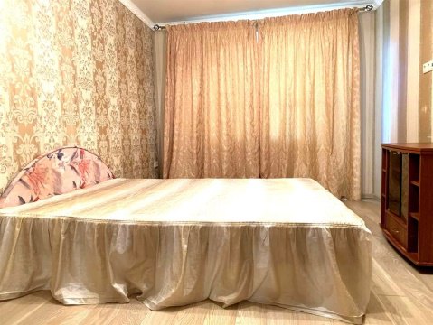 2-к квартира, 3/5 эт., 42м²