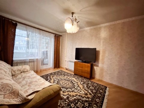 3-к квартира, 2/5 эт., 59м²