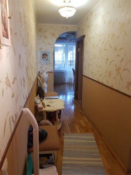 3-к квартира, 9/9 эт., 50м²