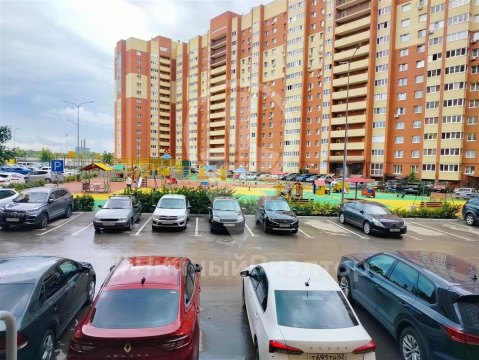 2-к квартира, 4/15 эт., 56м²