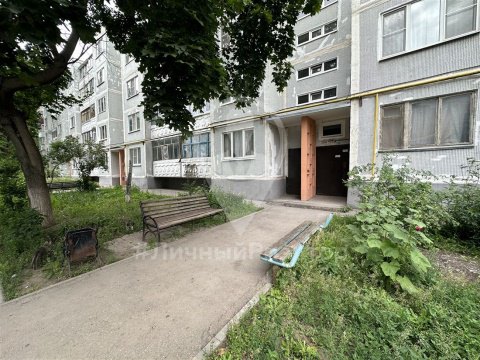 2-к квартира, 4/5 эт., 53м²