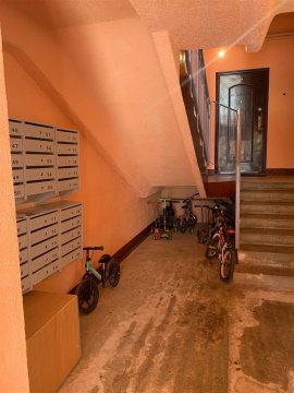 1-к квартира, 2/5 эт., 38м²