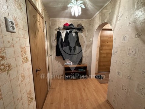 2-к квартира, 4/5 эт., 53м²